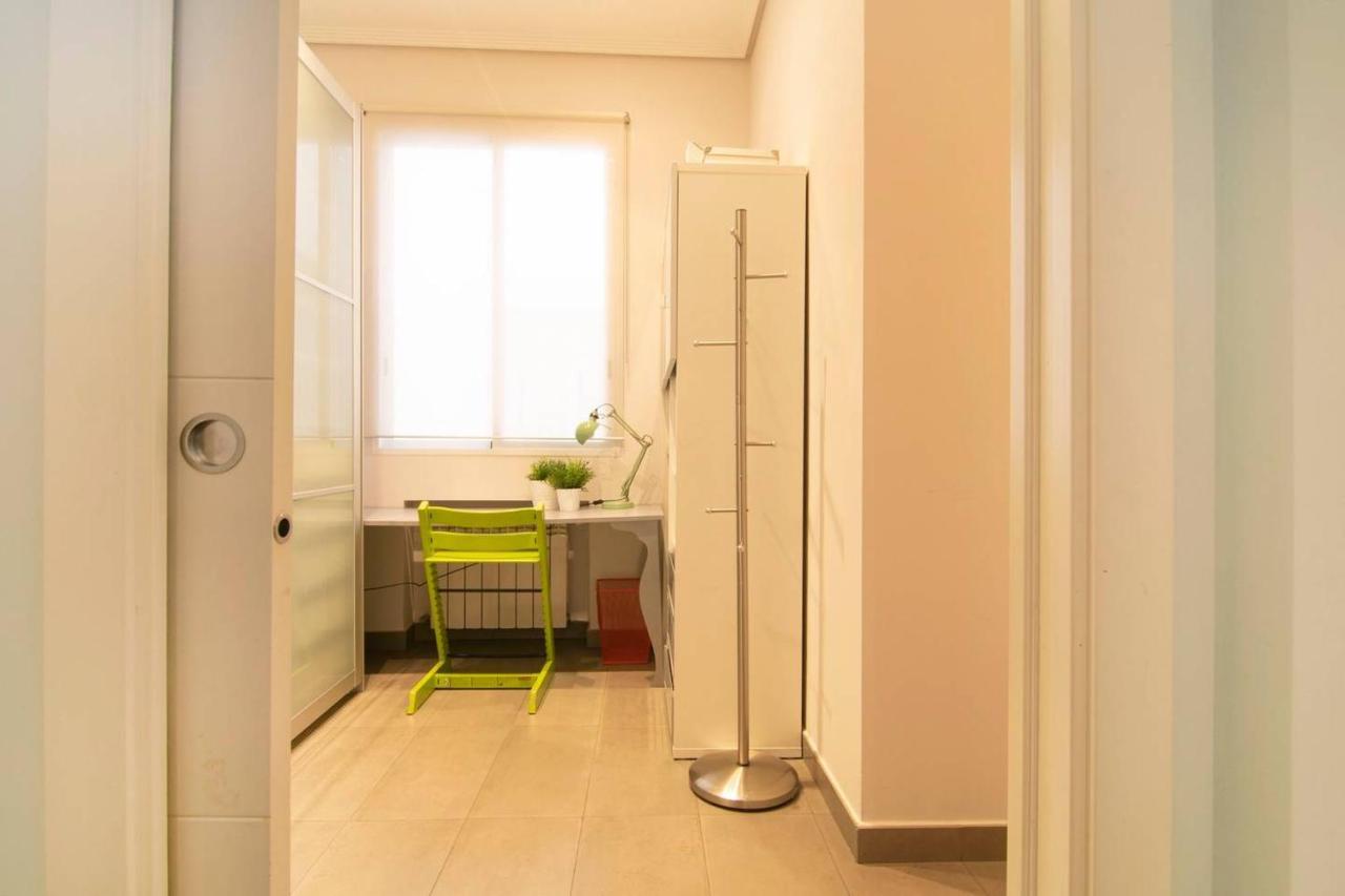 Cozy Apartment Near San Miguel Market By Batuecas Madri Exterior foto