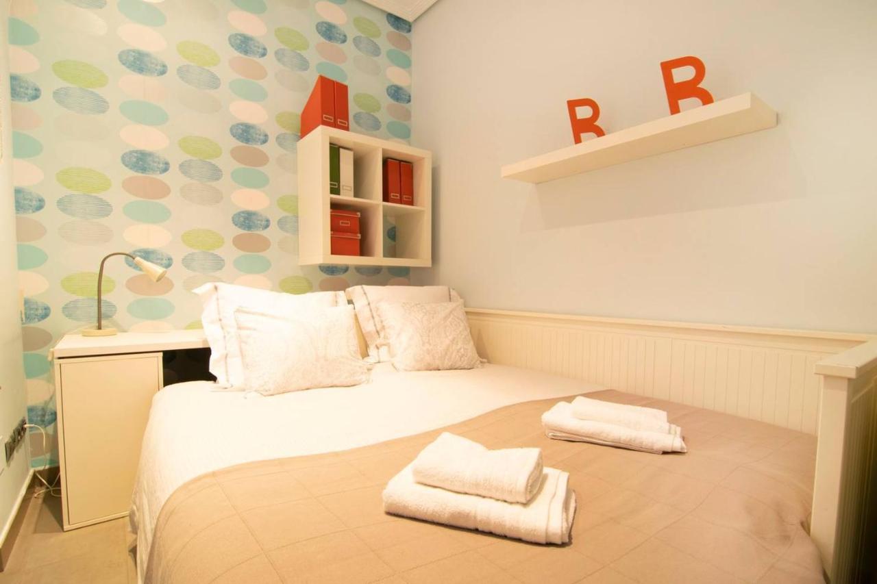 Cozy Apartment Near San Miguel Market By Batuecas Madri Exterior foto